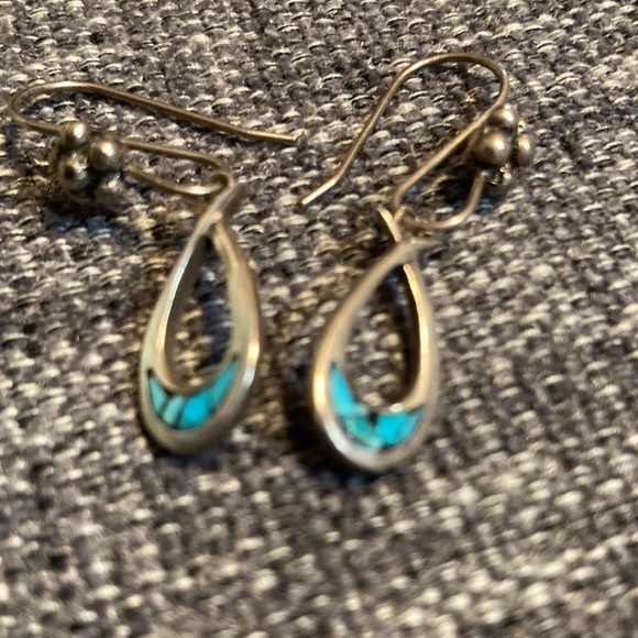 Vintage Native American Earrings - Picture 3 of 3